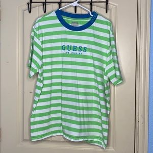 GUESS t-shirt